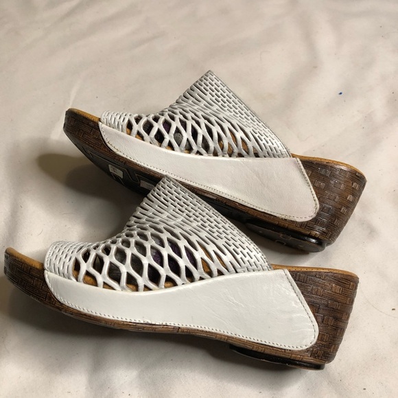 Bonavi white leather wedge slip on sandals - Picture 7 of 7